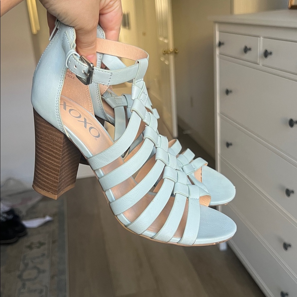 XOXO Pale Blue Crisscross Heeled Sandals Size 7 - Picture 1 of 11